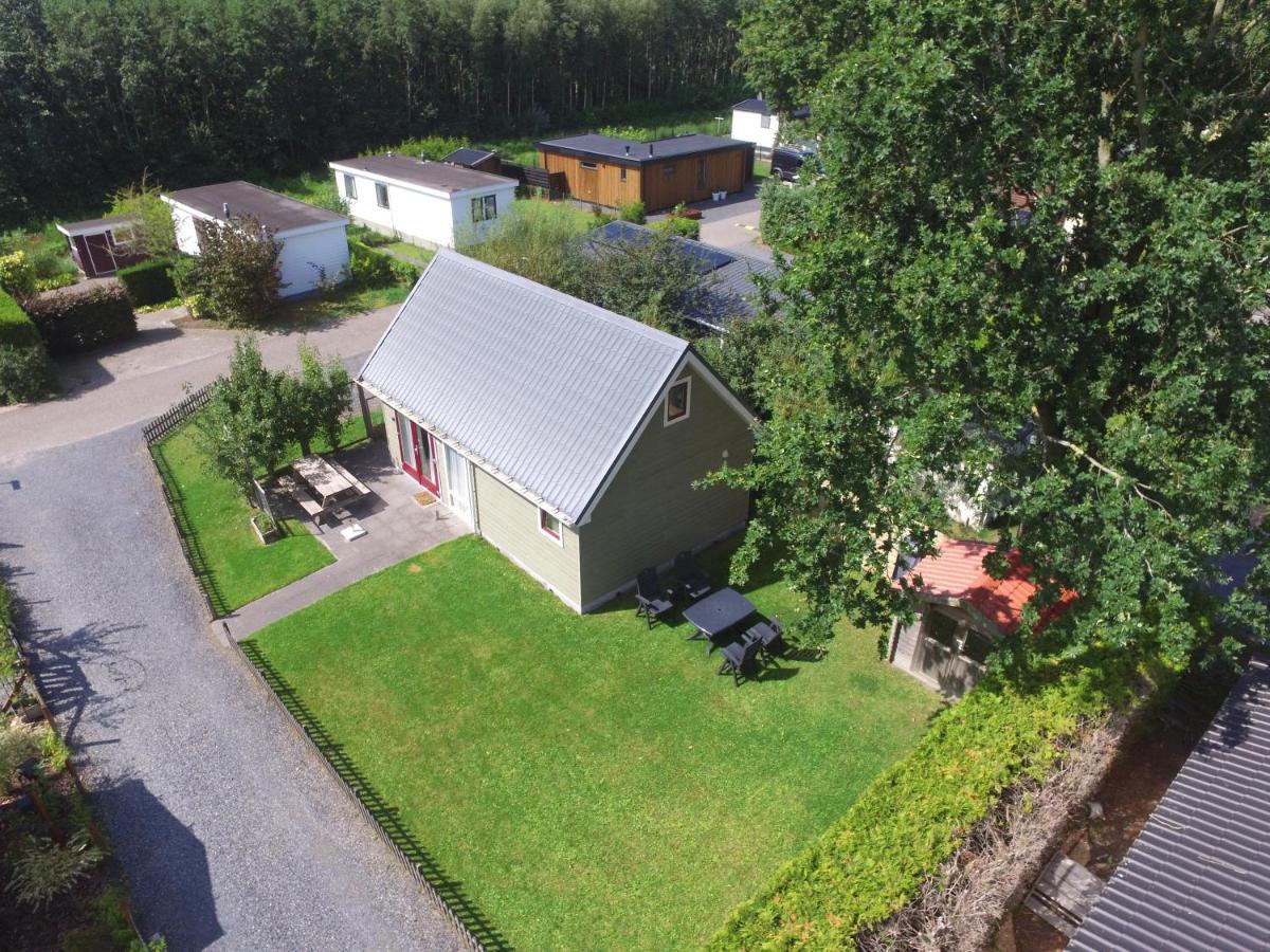 4-Persoons Vakantiehuisje Simmerwille Tzummarum Extérieur photo